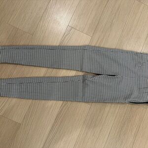 Zara Black and White Houndstooth Skinny Pants